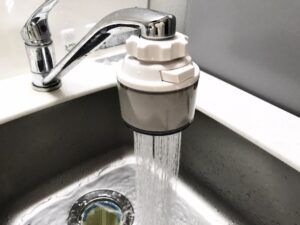 一人暮らしの蛇口につける安い浄水器のおすすめ